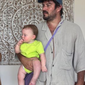 Adriano, Famiglia a Cefalù