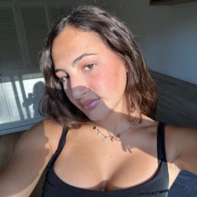 Flavia, Babysitter a Monte di Procida