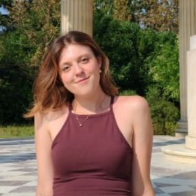 Arianna, Babysitter a Cantù