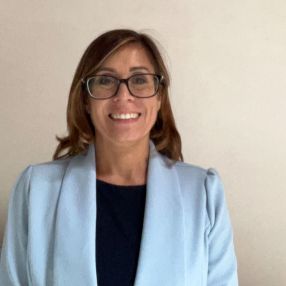 Cinzia, Babysitter in Castelnuovo del Garda
