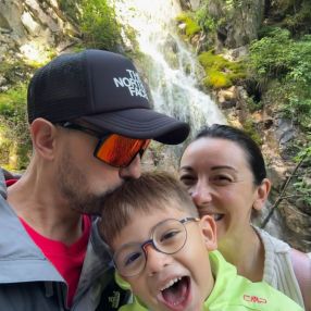 Laura, Famiglia a Provincia di Imperia