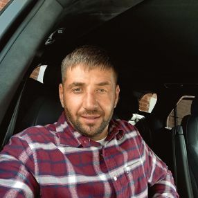 Alexandru, Family in Scandicci