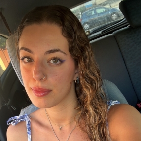 Alessia, Babysitter a Decimomannu