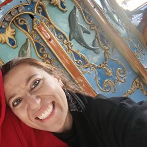 Pina, Babysitter a Aversa