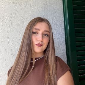 Alessandra, Babysitter a Villaricca