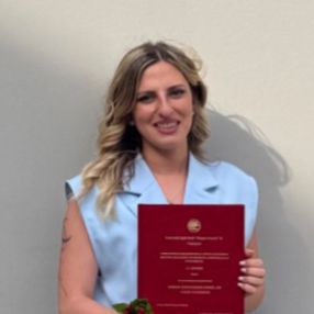 Miriam, Babysitter a Crotone