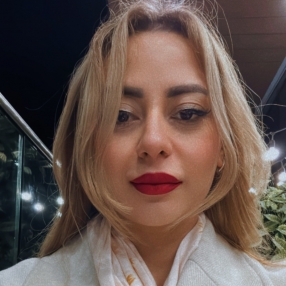 Sopiko, Babysitter in Biella