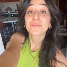 Alice, Babysitter a Tortoreto Lido