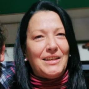 Anna Maria, Babysitter a Canicattini Bagni