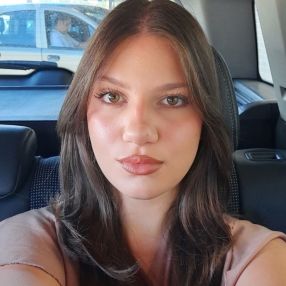 Giada, Babysitter a Grumo Nevano