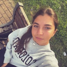 Mara justine, Babysitter a Sordio