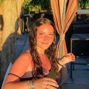 Martina, Babysitter in Dolzago