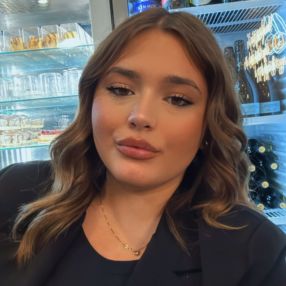 Ilaria, Babysitter a Cesa