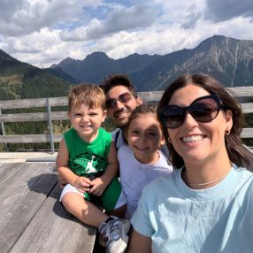 Daniela, Famiglia a Nocera Superiore