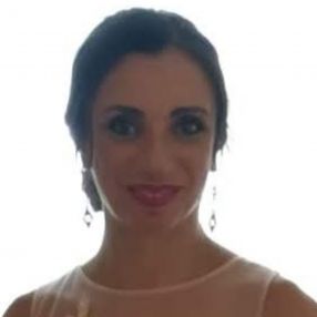 Carmela, Babysitter a Orta di Atella