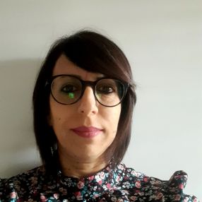 Pina, Babysitter in Rende