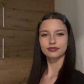 Aurora, Babysitter a Sondrio