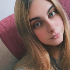 Floriana, Babysitter a Pralungo