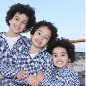 Danaloy, Famiglia a Castellammare di Stabia