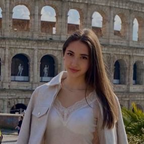 Letizia, Babysitter a Altavilla Vicentina