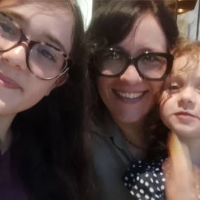 Elisa, Famiglia a Melpignano