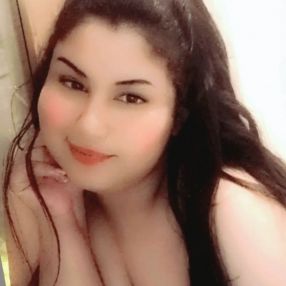 Zineb, Babysitter a Novi di Modena