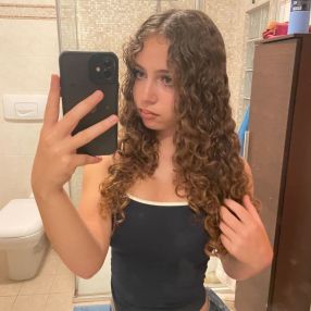 Jade, Babysitter in Roveredo In Piano