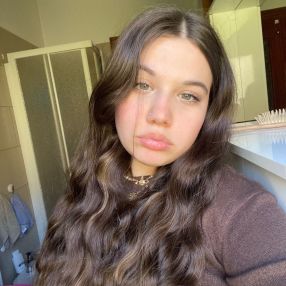 Ambra, Babysitter a Gressan