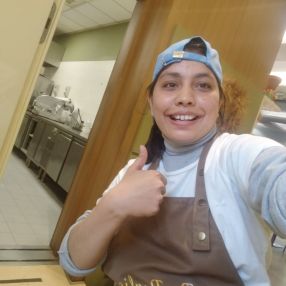 Sakeena, Babysitter a Pioltello