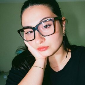 3rika, Babysitter a Lavello