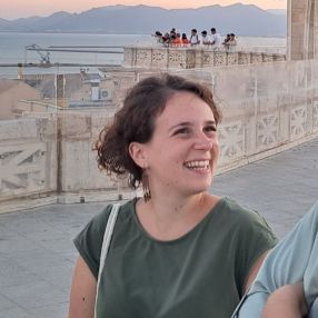 Martina, Babysitter a Cagliari