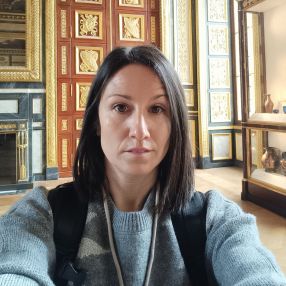 Valentina, Babysitter a Deruta