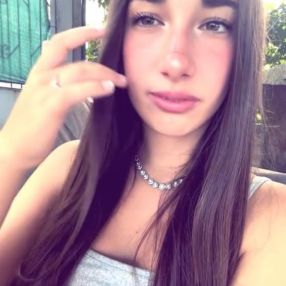 Agata, Babysitter a Pavone Canavese