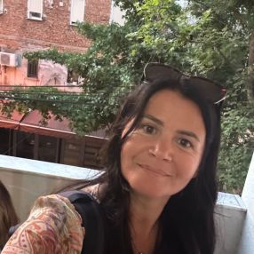 Ajgentina, Babysitter a Imperia