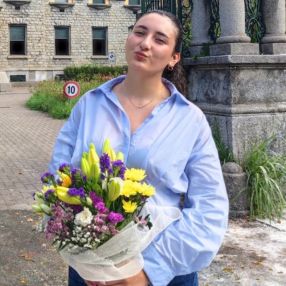 Elisa, Babysitter a Lurate Caccivio