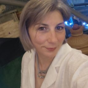 Carmen Aurelia, Babysitter in Motta Sant'anastasia