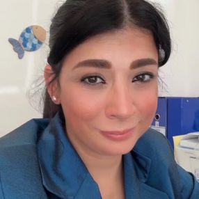 Alba, Babysitter in Mola di Bari