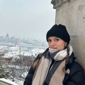Anita, Babysitter a Assisi