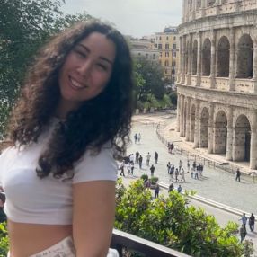 Noemi, Babysitter a Ostiglia