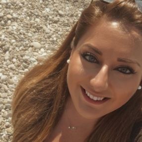 Maria Elena, Babysitter a Canicattì