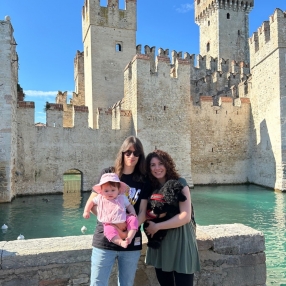 Denise, Famiglia a Belvedere