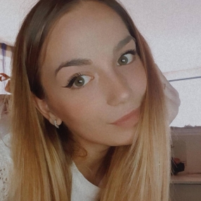 Beki, Babysitter a Cattolica