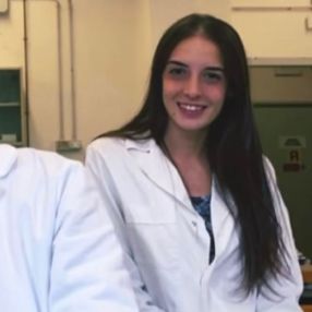 Giulia, Babysitter a Foligno