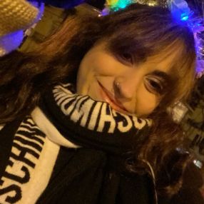 Laura, Babysitter in Verbania