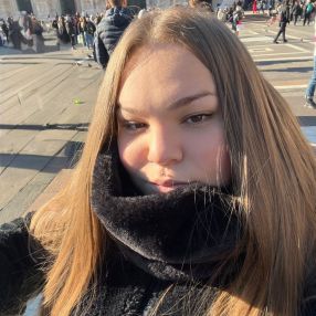 Nicole, Babysitter a Tortolì