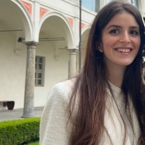 Lezerta, Babysitter a Costigliole Saluzzo