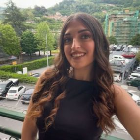 Chiara, Babysitter a Campomorone