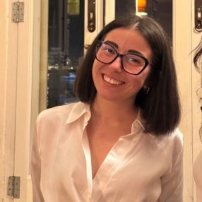 Barbara, Babysitter in Bari