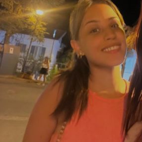 Annamaria, Babysitter a Terranova Da Sibari