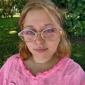 Dafne, Babysitter a Acquapendente